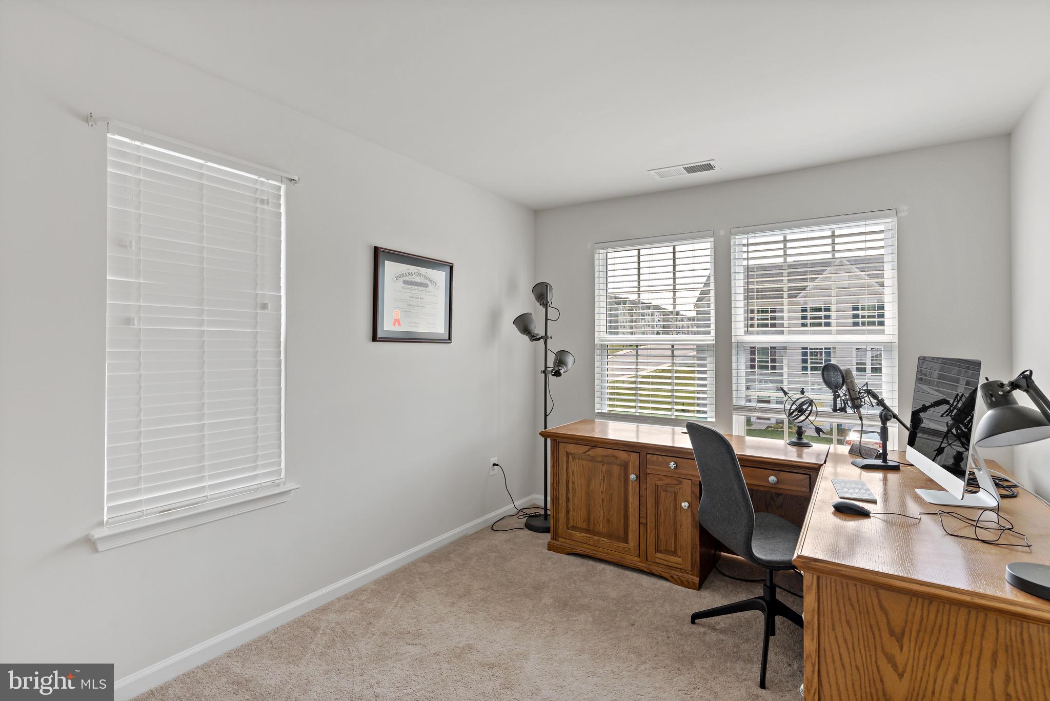 POTOMAC STATION - Residential