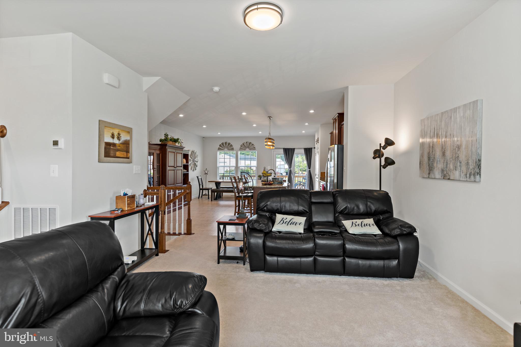 POTOMAC STATION - Residential