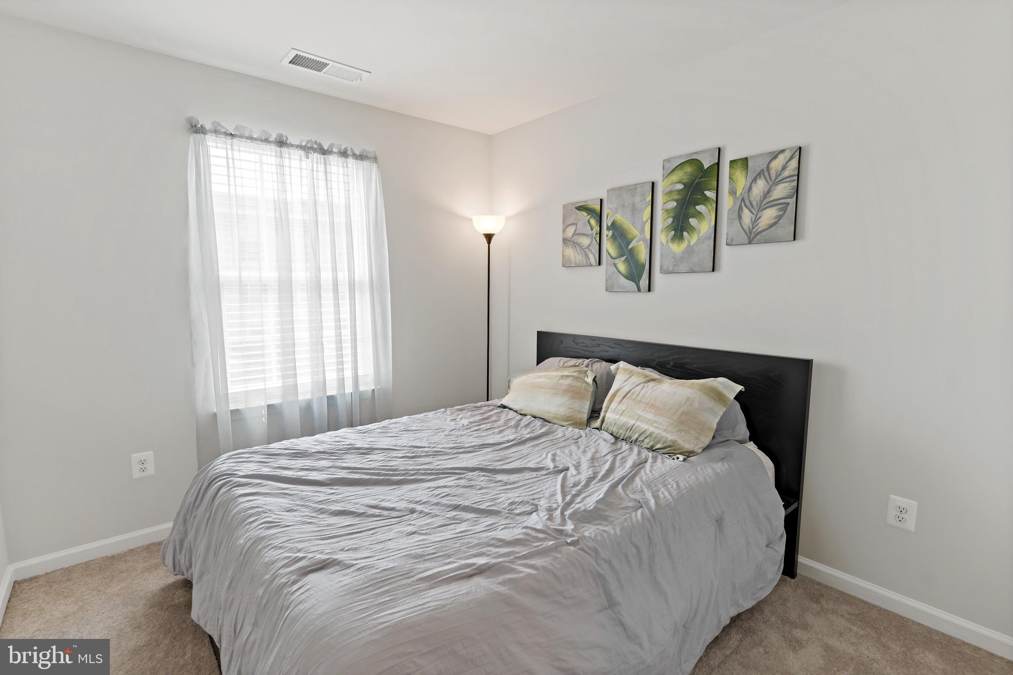 POTOMAC STATION - Residential