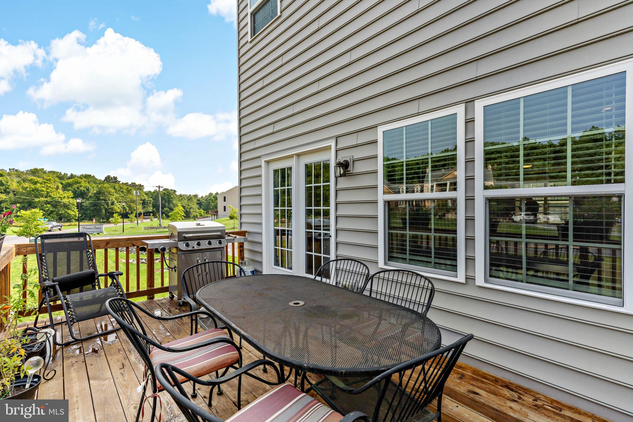 POTOMAC STATION - Residential