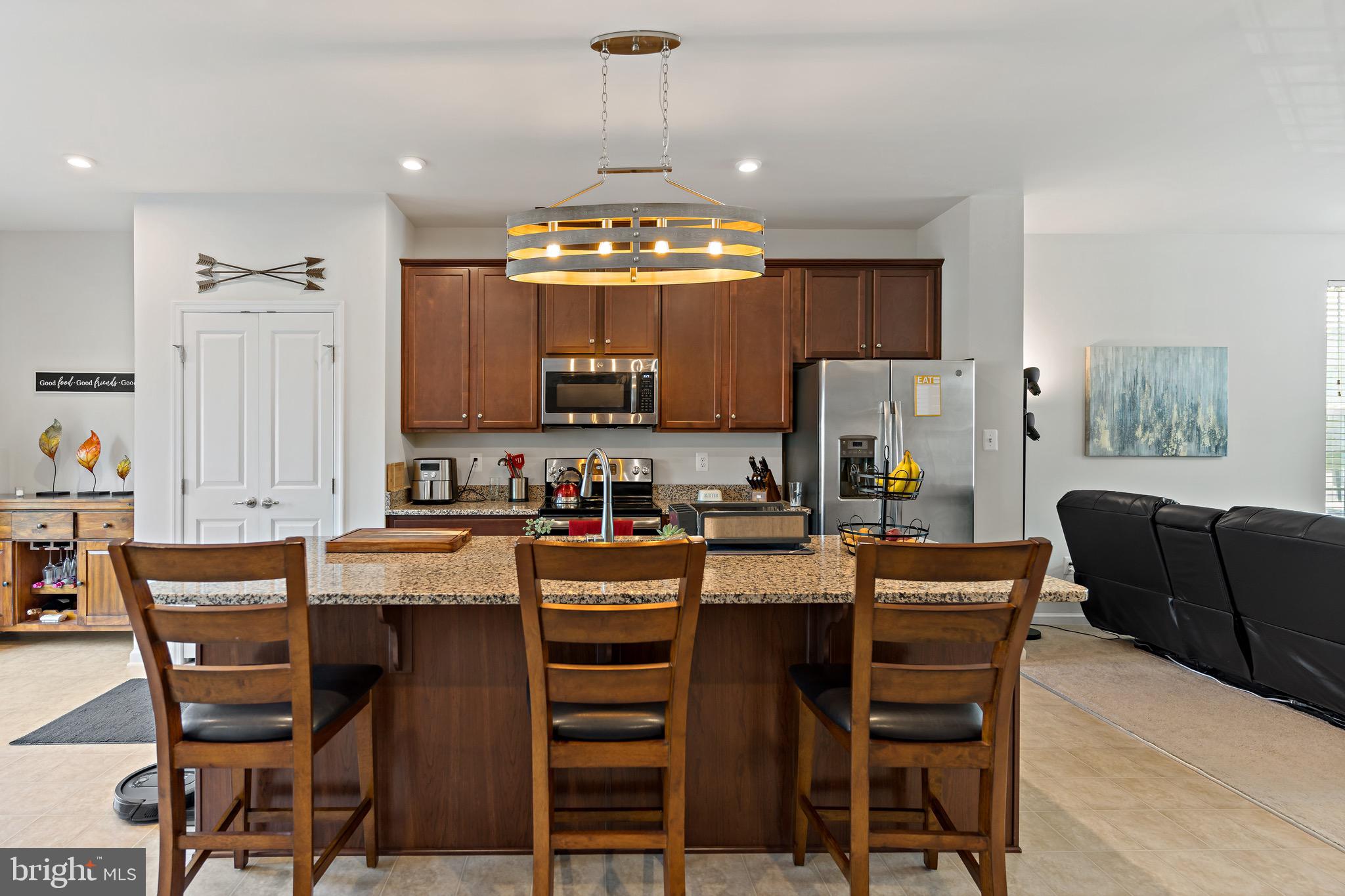 POTOMAC STATION - Residential