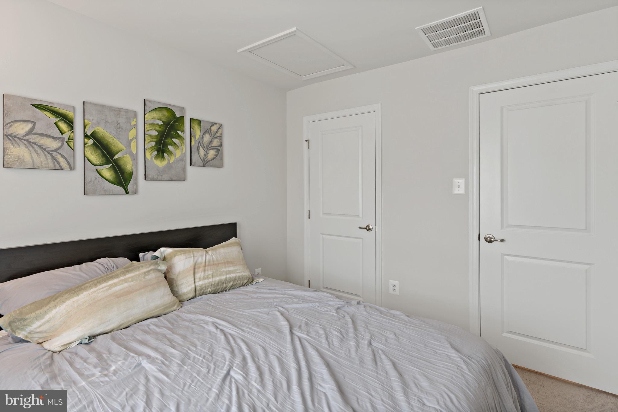 POTOMAC STATION - Residential