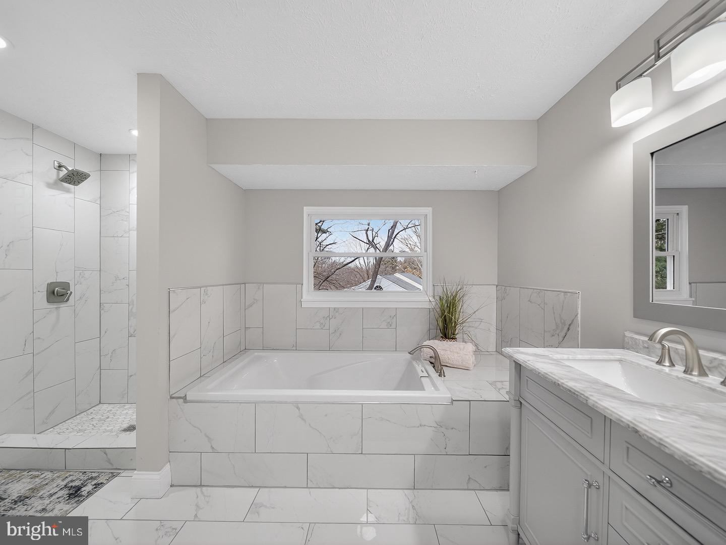 EMORY GROVE HILLS - Residential