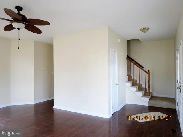 FORT HILL FARMS - Residential