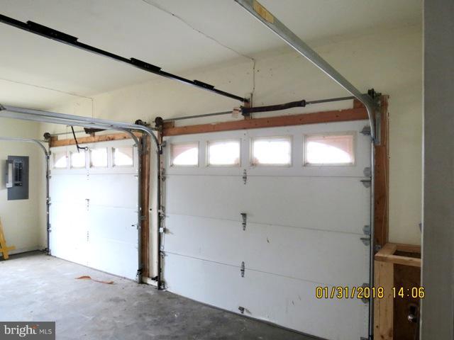 FORT HILL FARMS - Residential