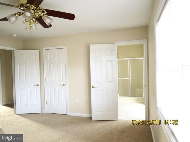 FORT HILL FARMS - Residential