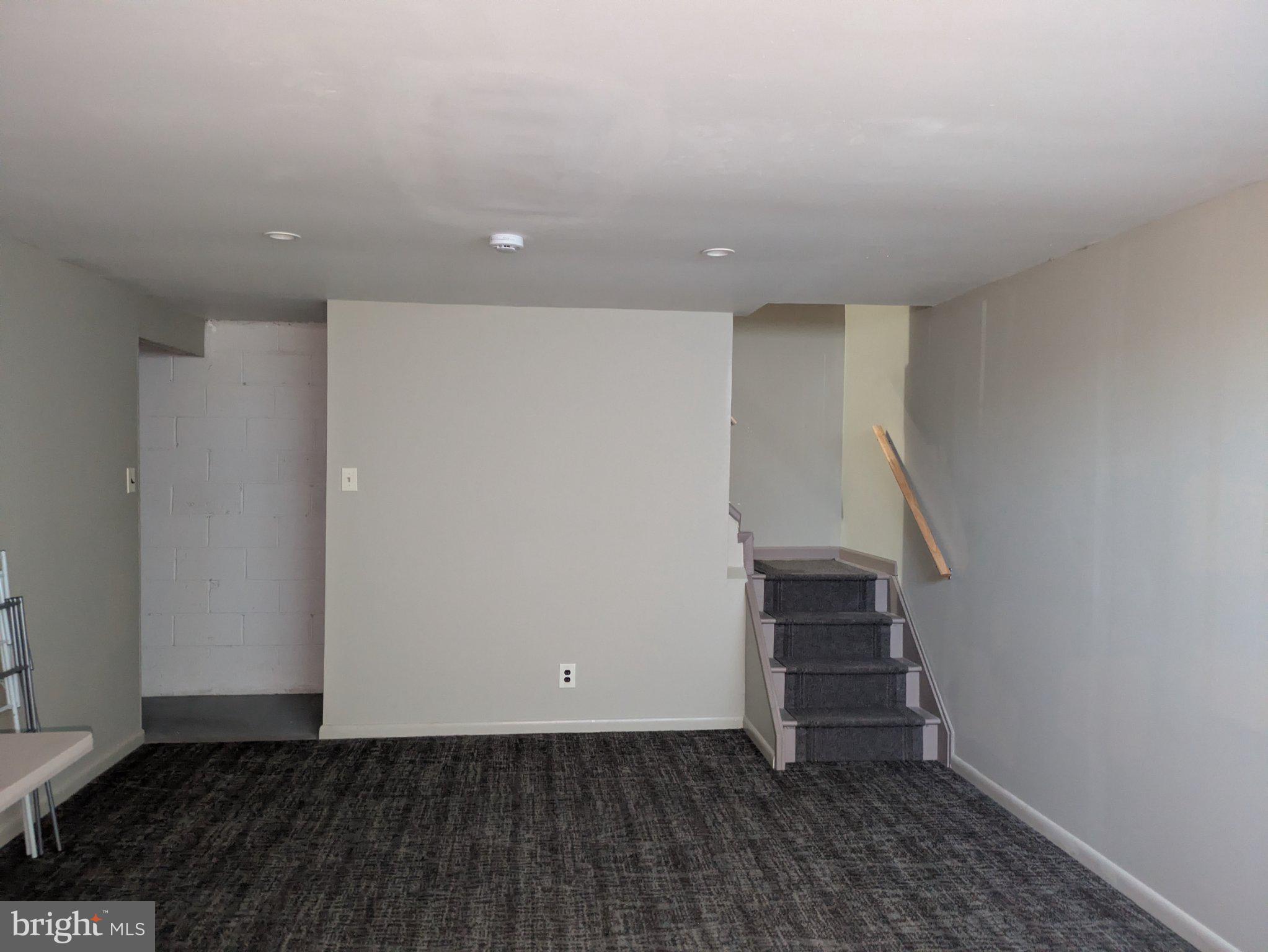 CONTEMPORARY VLG - Residential