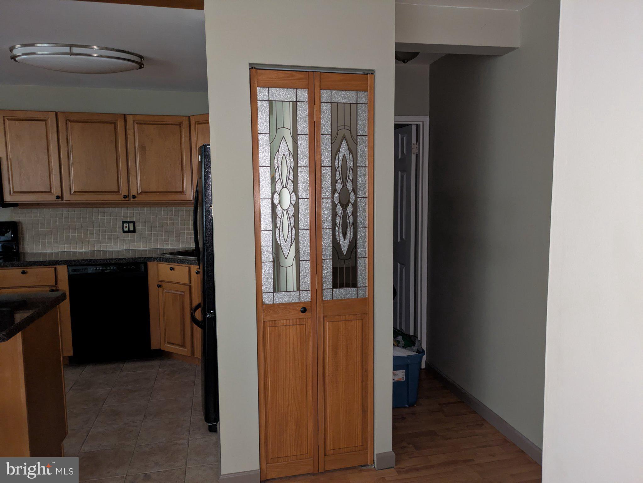 CONTEMPORARY VLG - Residential