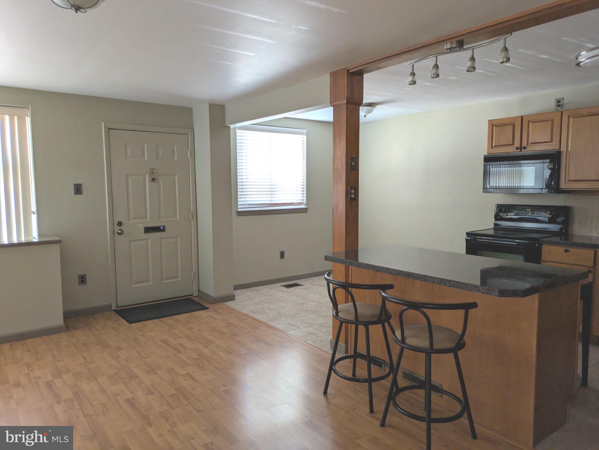 CONTEMPORARY VLG - Residential