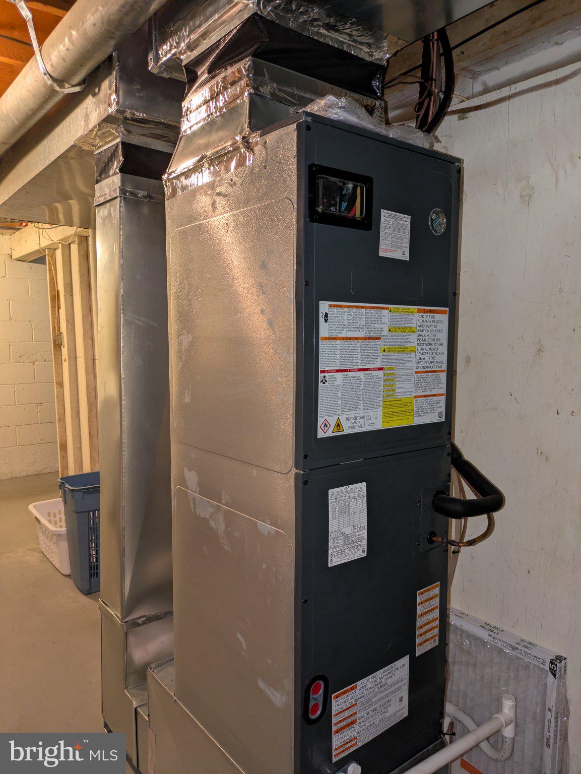 CONTEMPORARY VLG - Residential