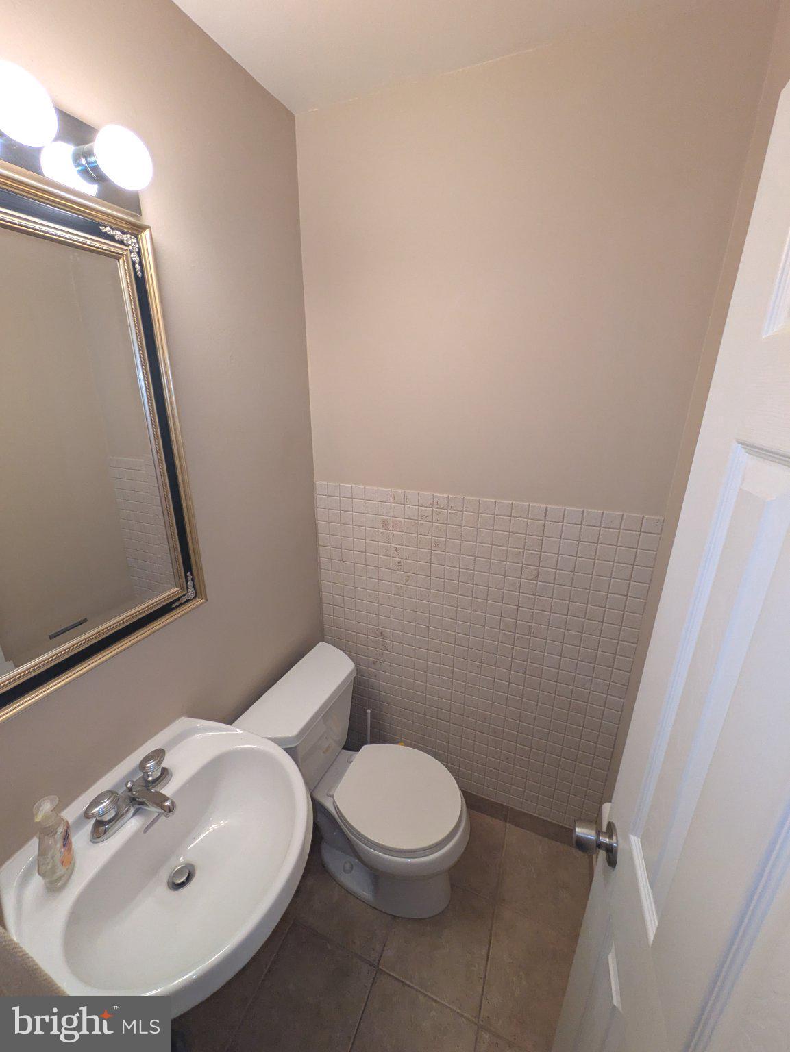 CONTEMPORARY VLG - Residential