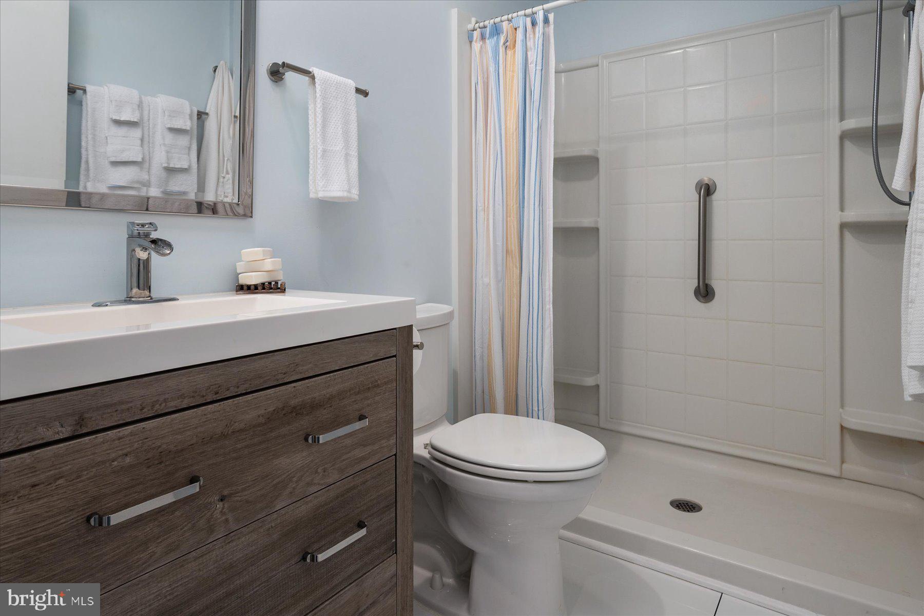 BAYVIEW AT KENT NARROWS - Residential