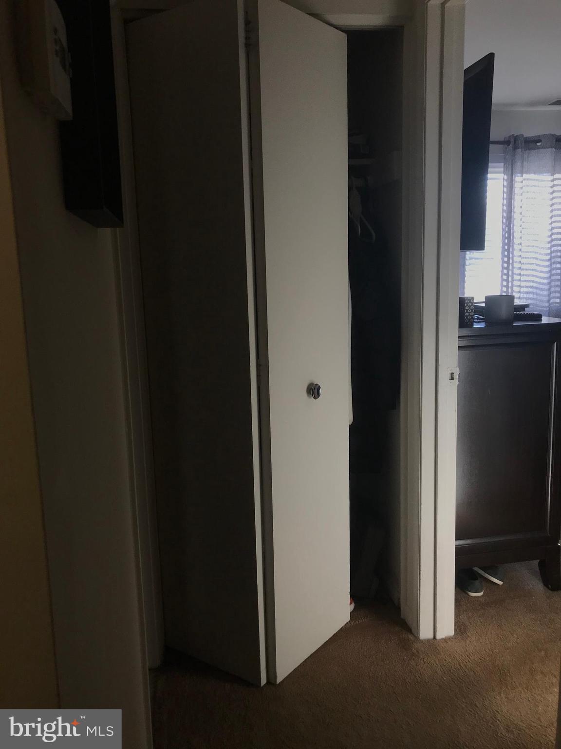 VILLAGE OF WILDE LAKE - Residential Lease