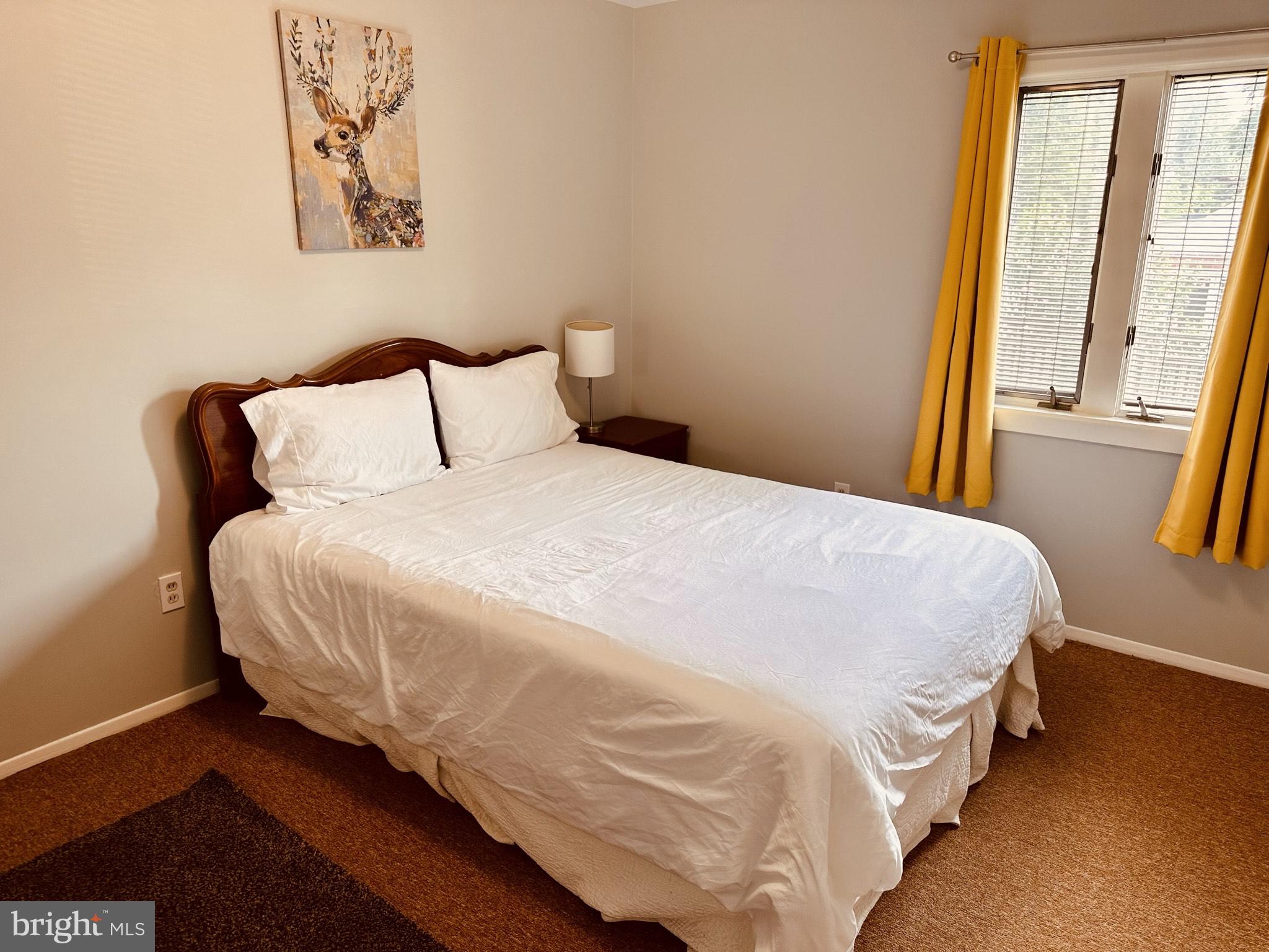 PIMMIT HILLS - Residential Lease