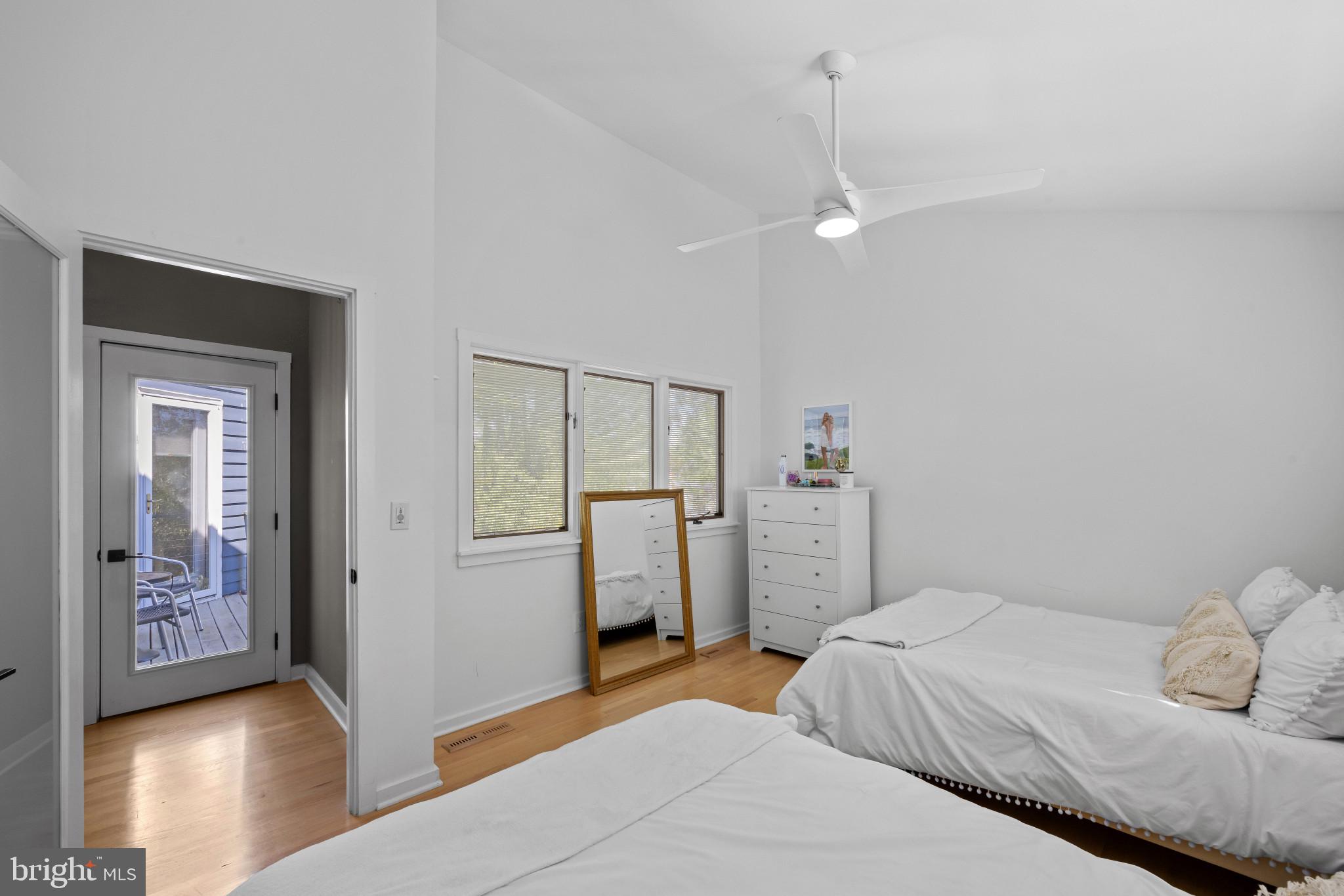 EASTPORT - Residential