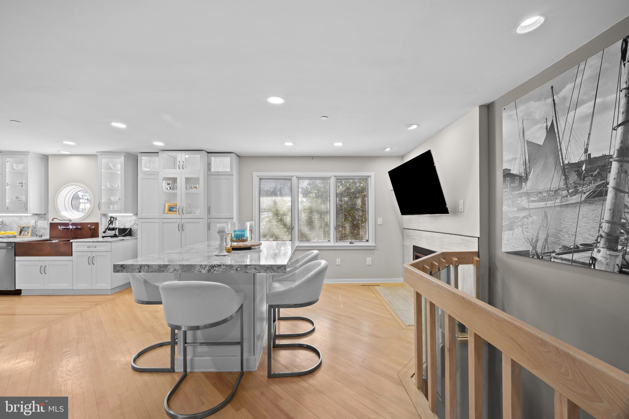 EASTPORT - Residential