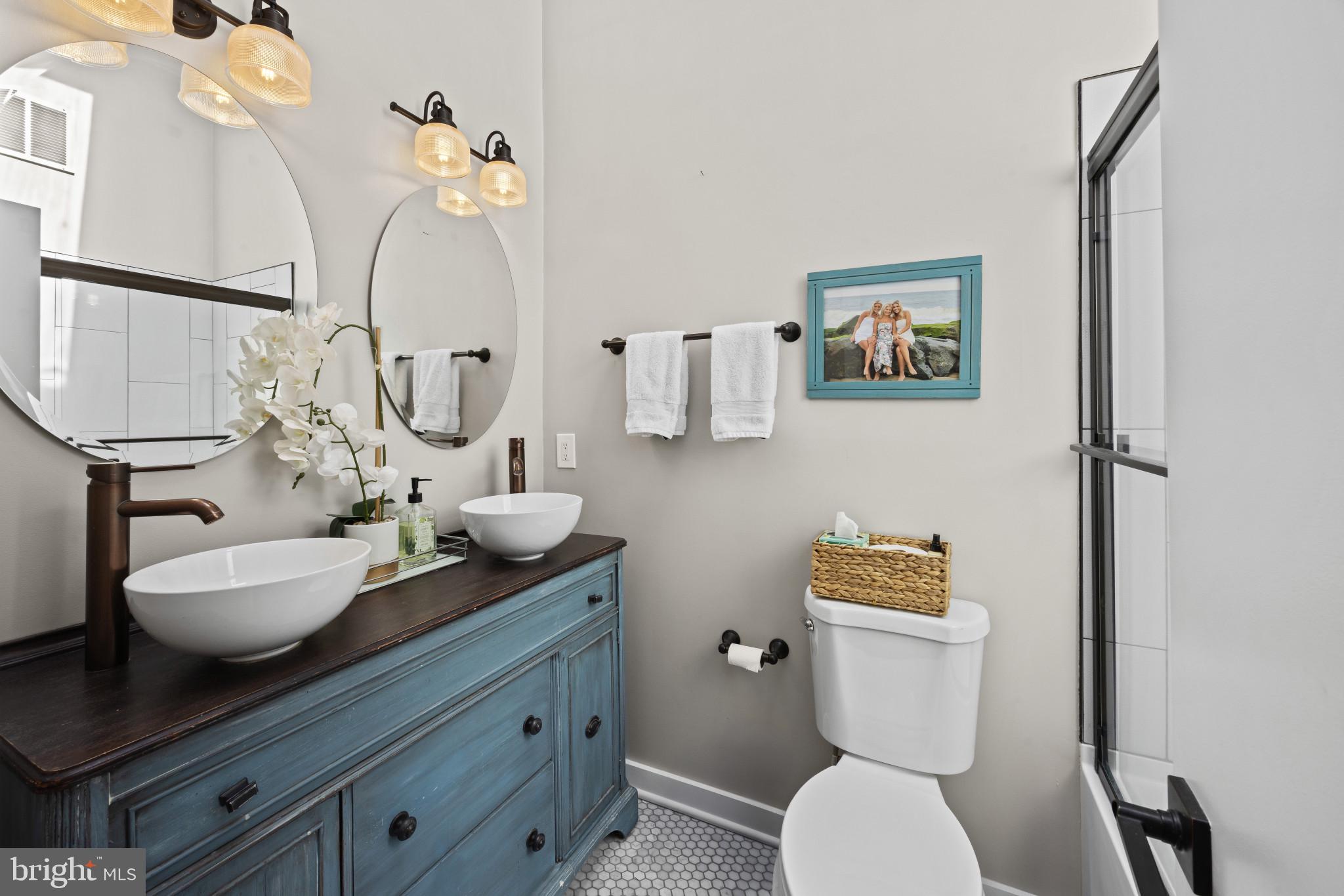 EASTPORT - Residential