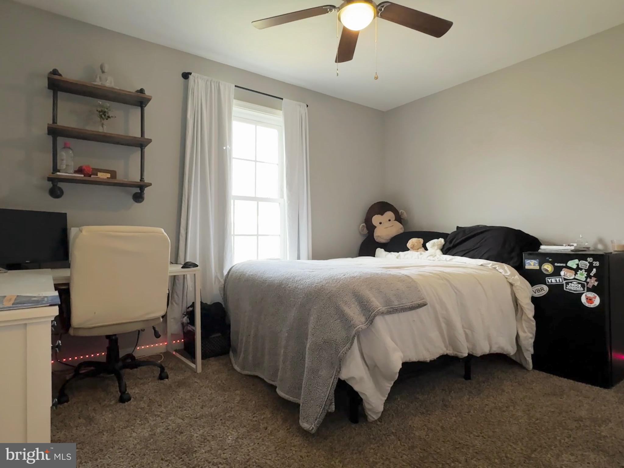 PEBBLE RIDGE - Residential