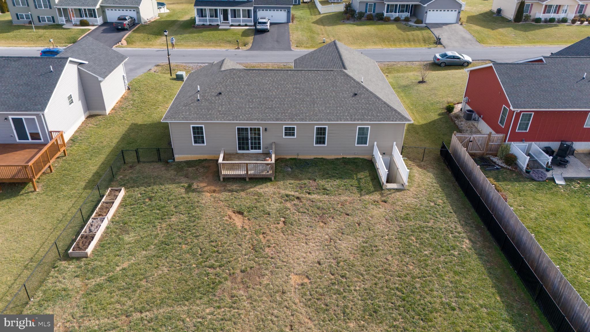 PEBBLE RIDGE - Residential