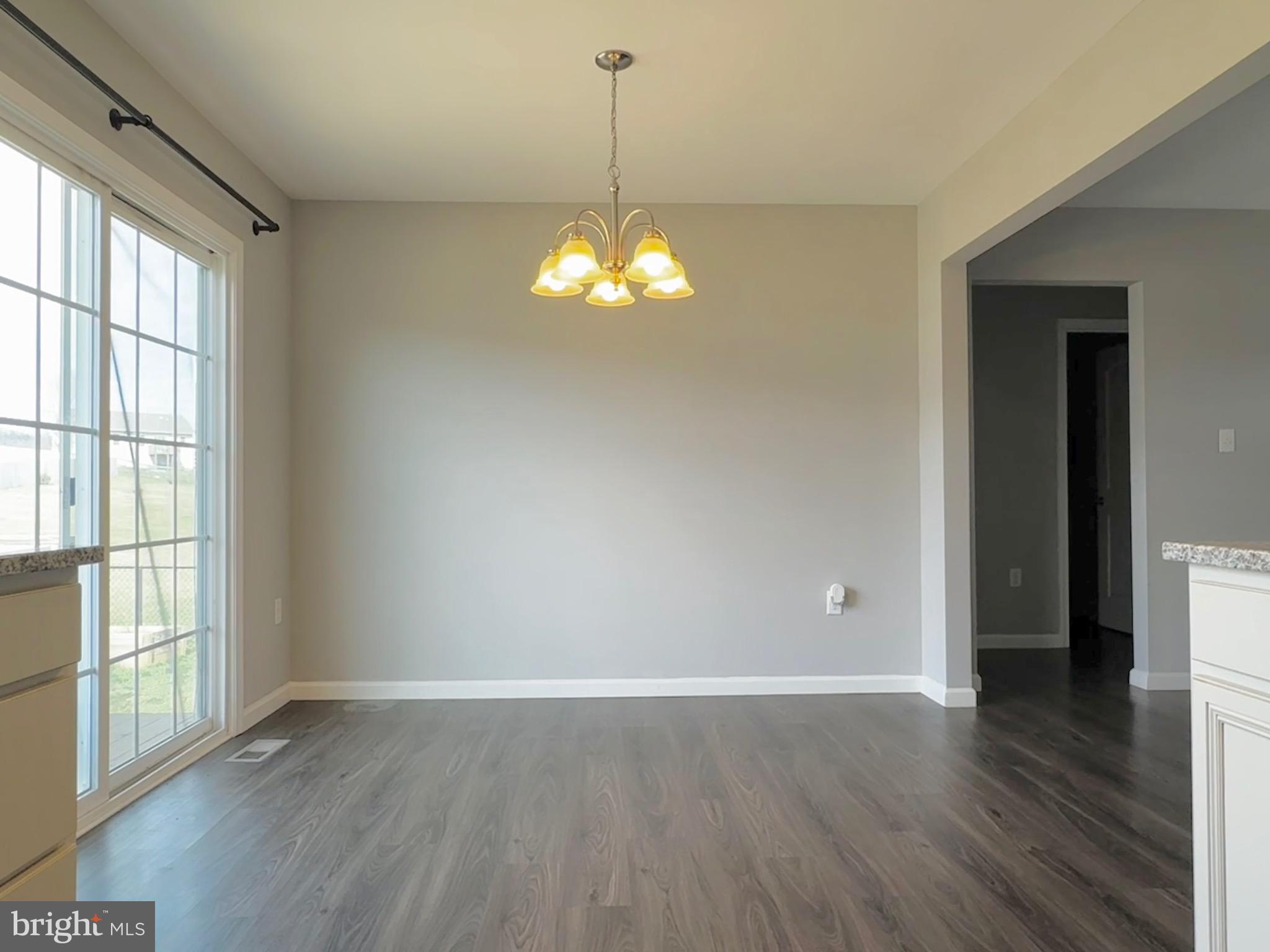 PEBBLE RIDGE - Residential