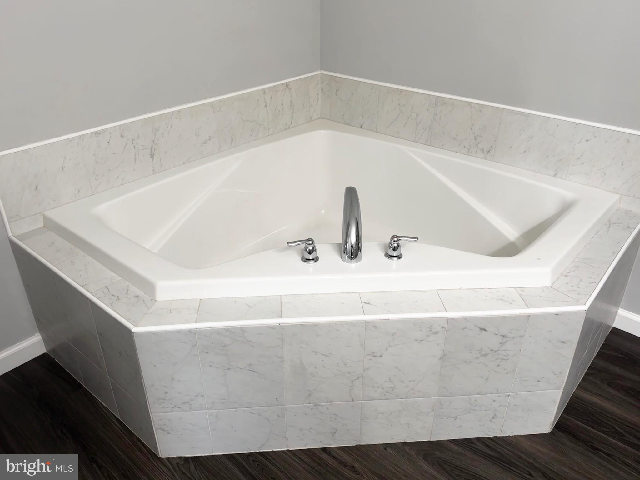 PEBBLE RIDGE - Residential