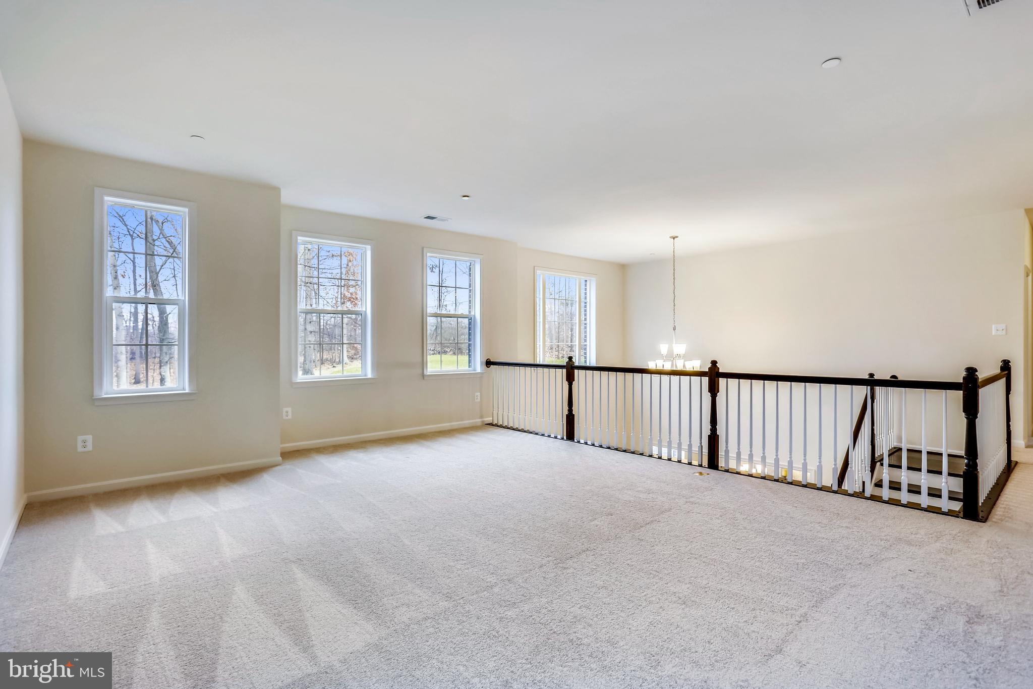 FAIRVIEW MANOR - Residential