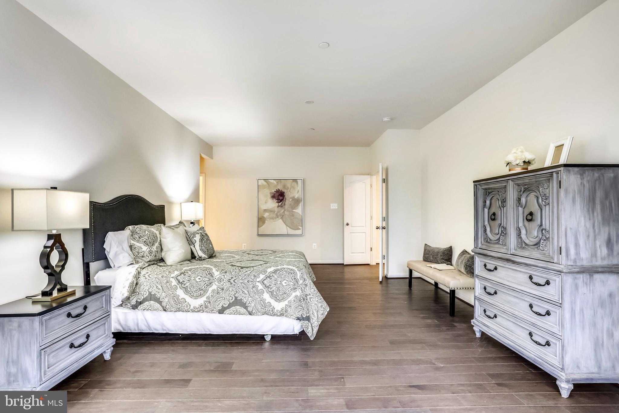 FAIRVIEW MANOR - Residential