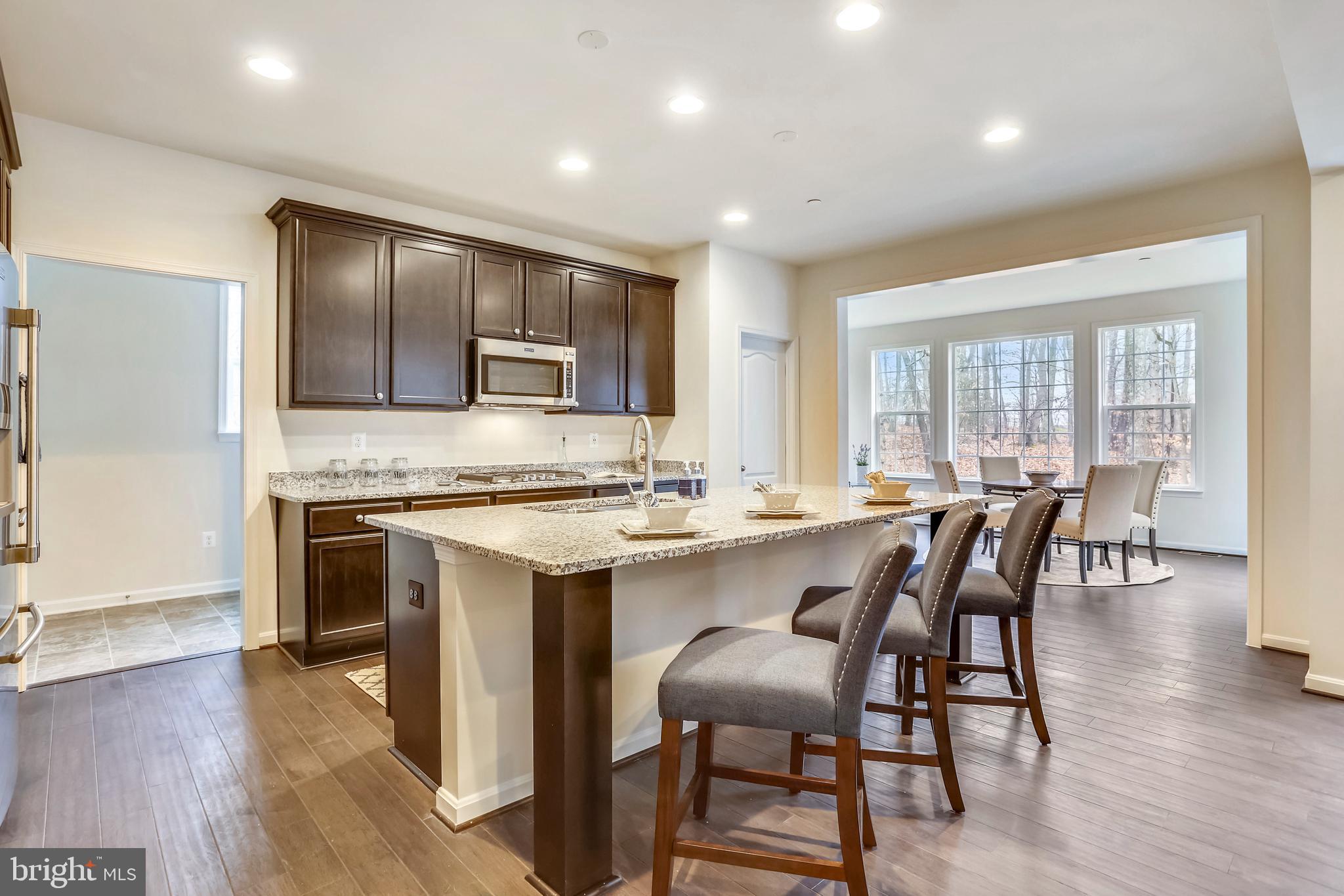 FAIRVIEW MANOR - Residential