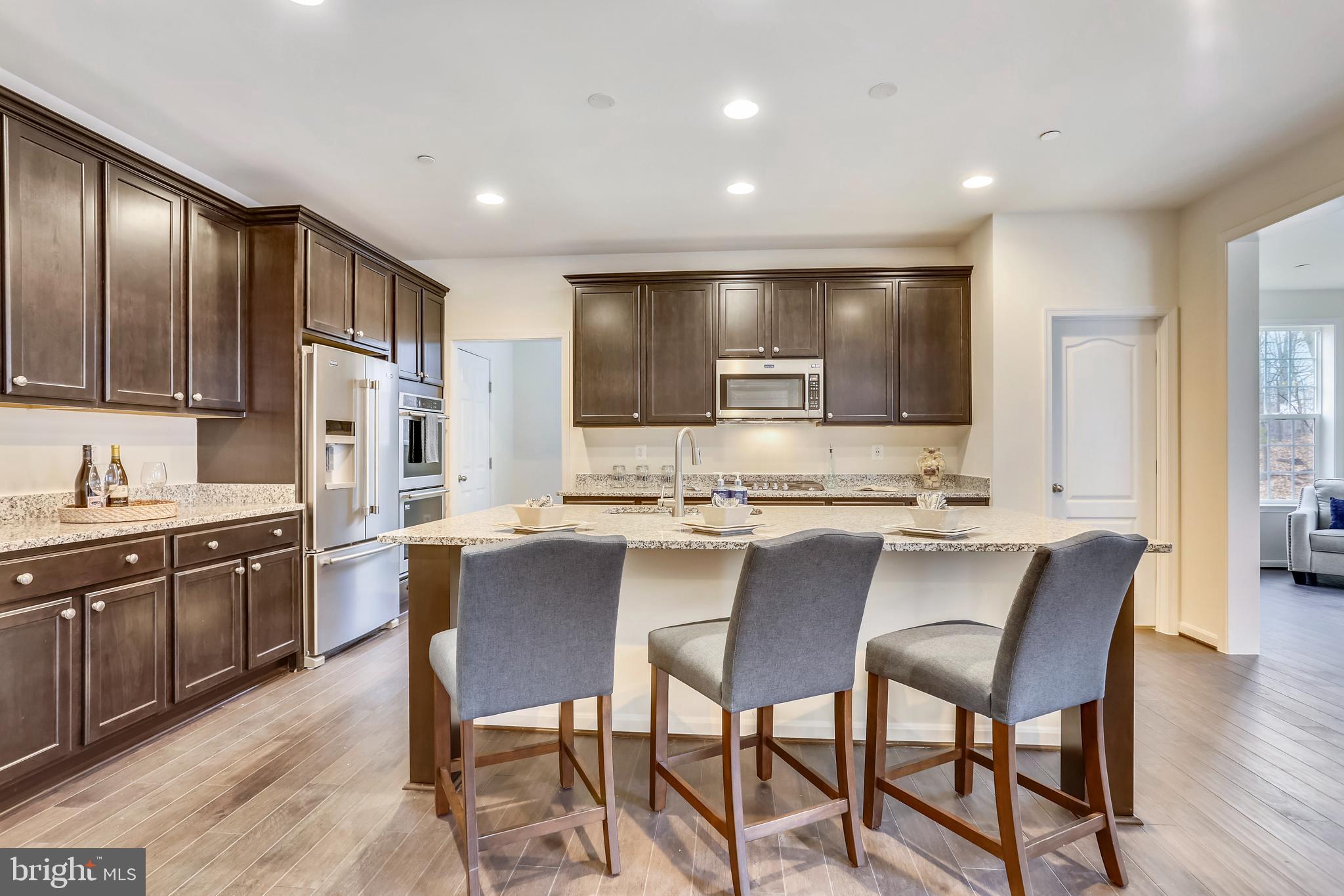 FAIRVIEW MANOR - Residential