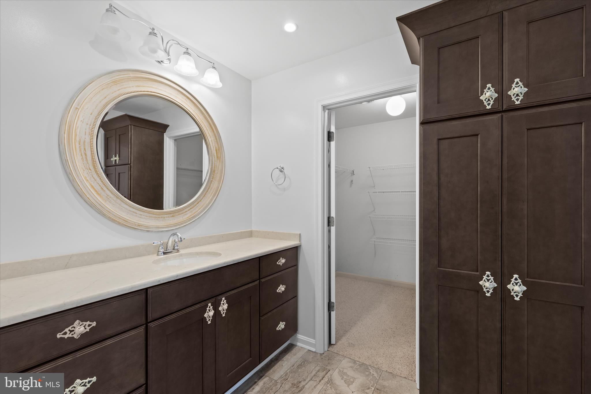 NUTTERS CROSSING - Residential