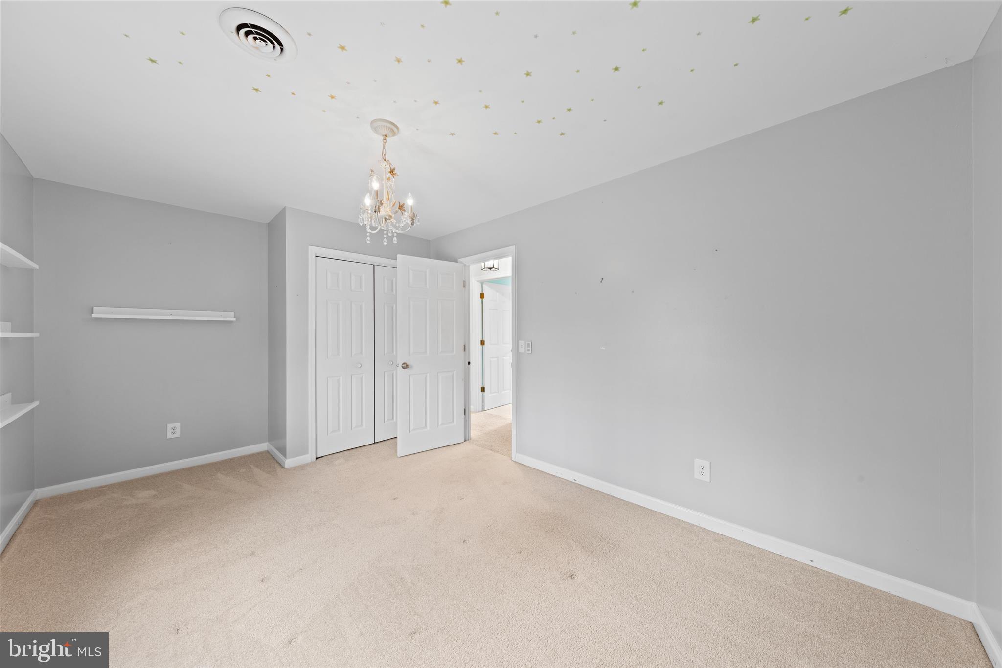 NUTTERS CROSSING - Residential