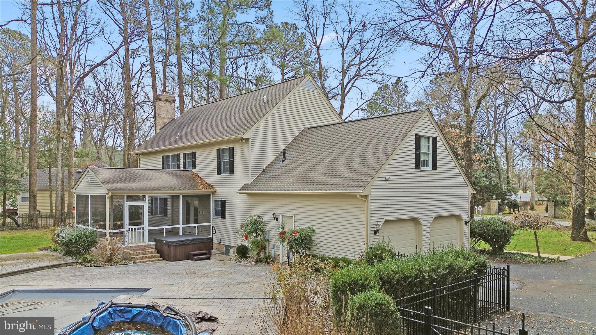 NUTTERS CROSSING - Residential