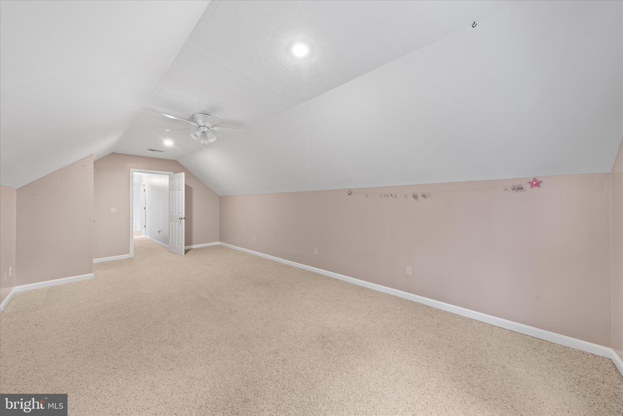 NUTTERS CROSSING - Residential