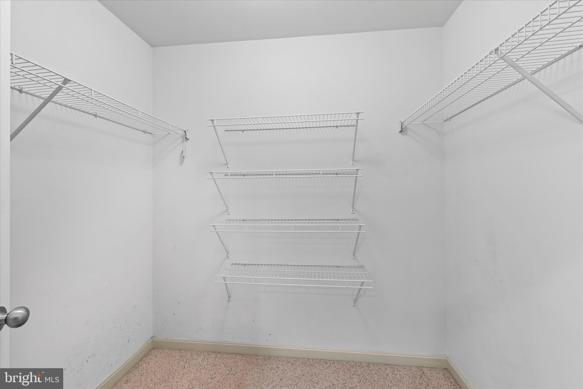 NUTTERS CROSSING - Residential