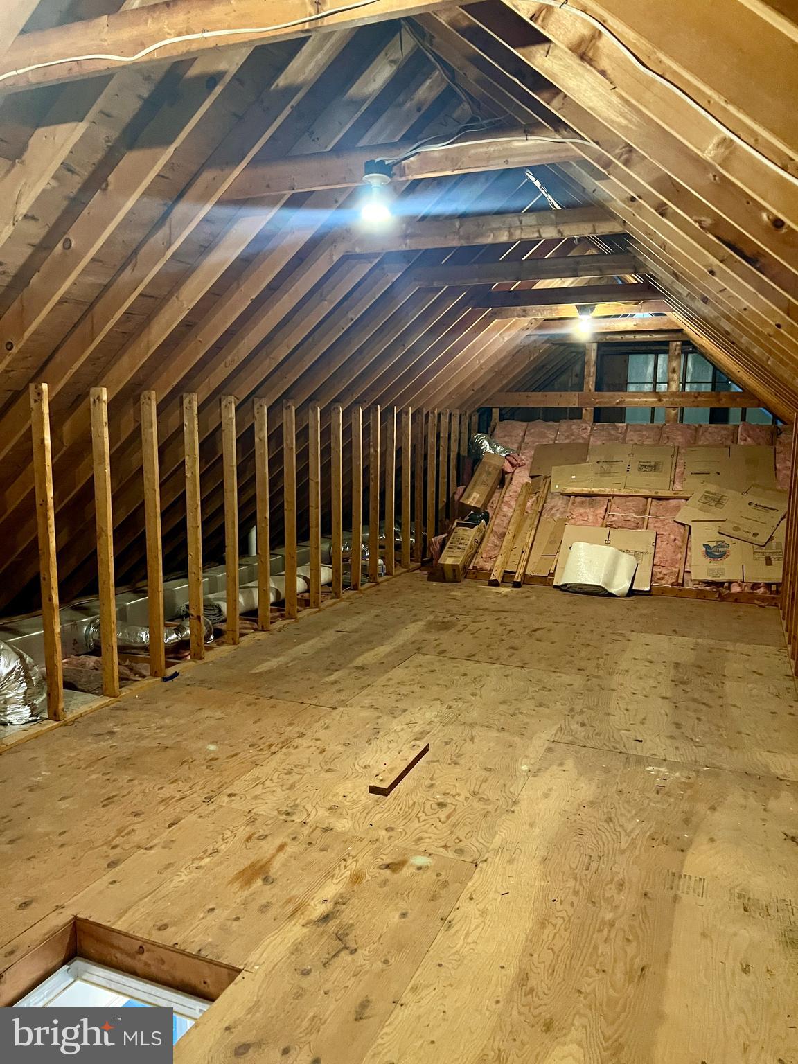 NUTTERS CROSSING - Residential