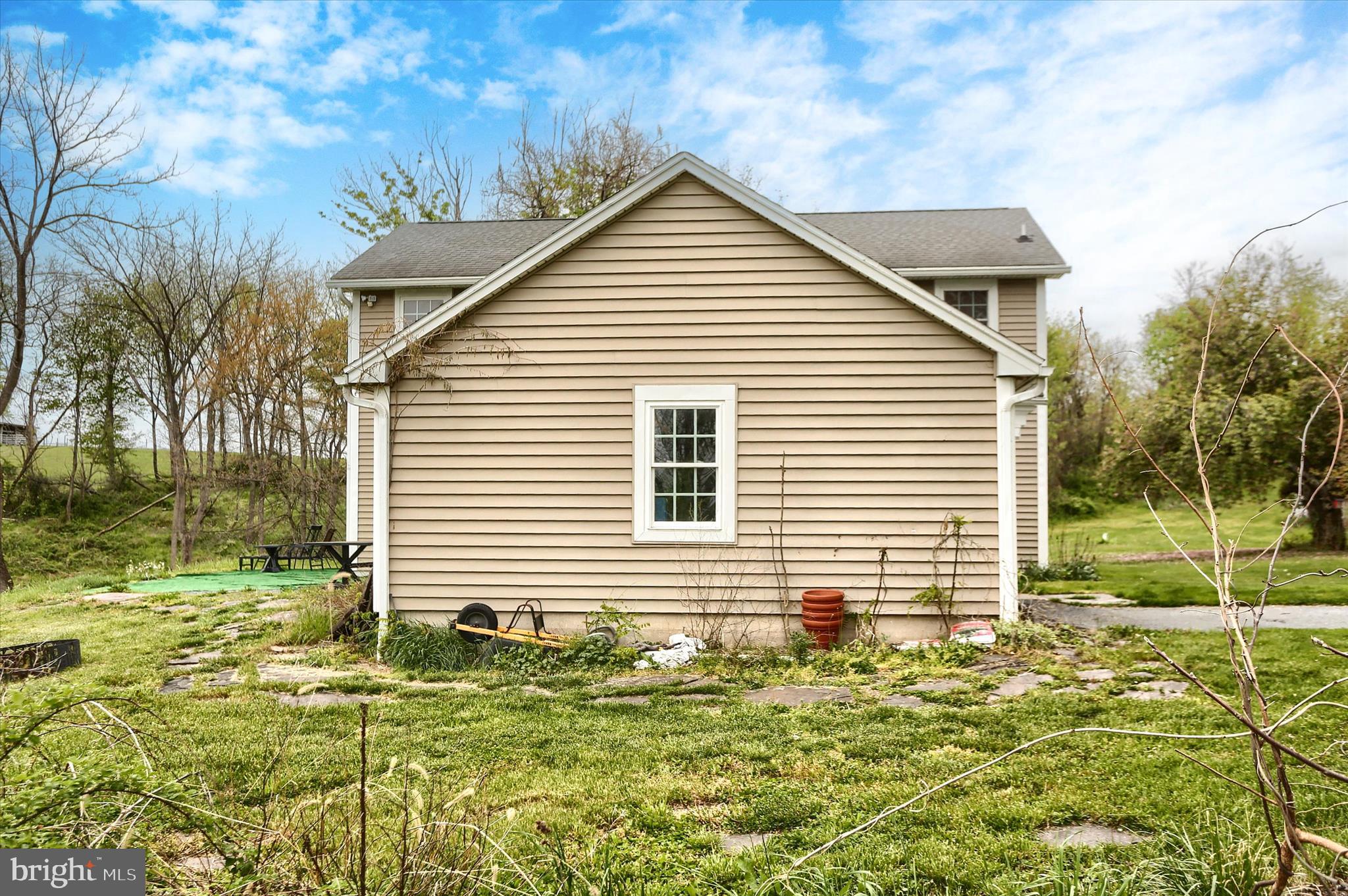 59 HILLYMEDE ROAD