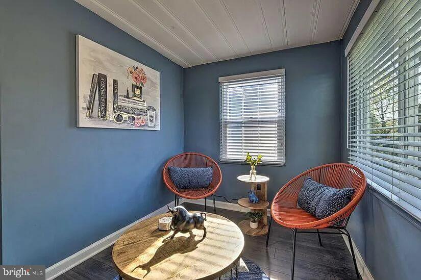 CORAL HILLS - Residential Lease