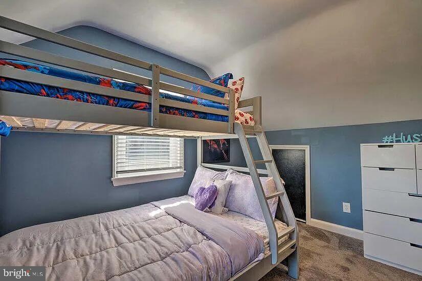 CORAL HILLS - Residential Lease