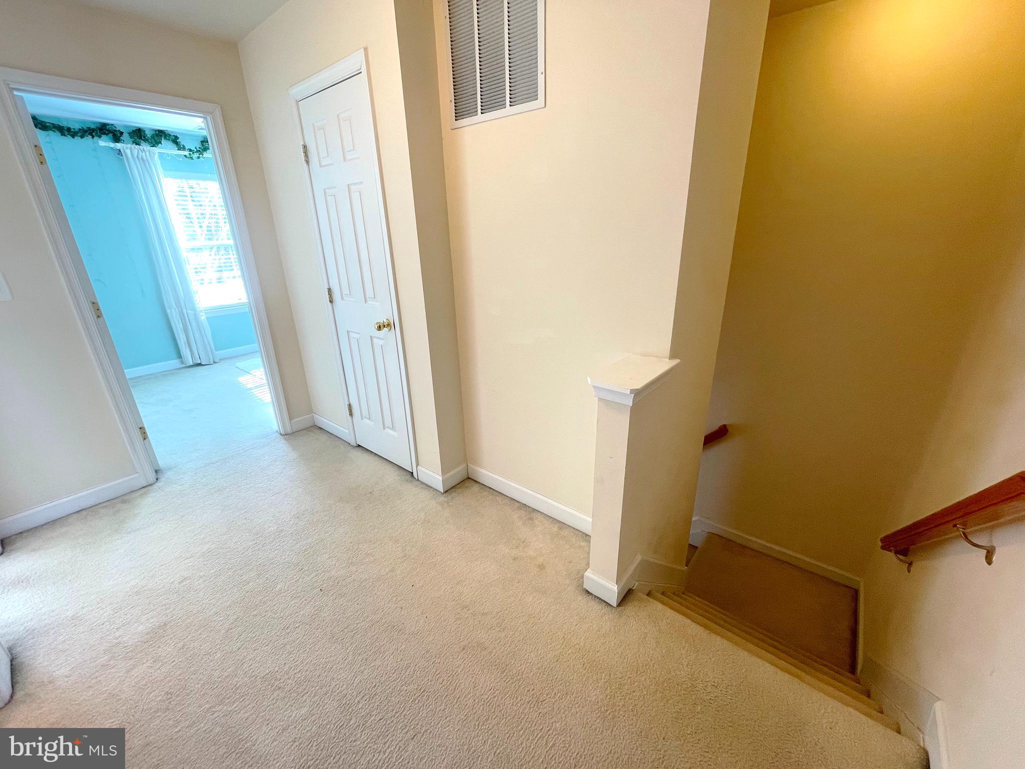 VILLAS ON WATERS EDGE - Residential Lease