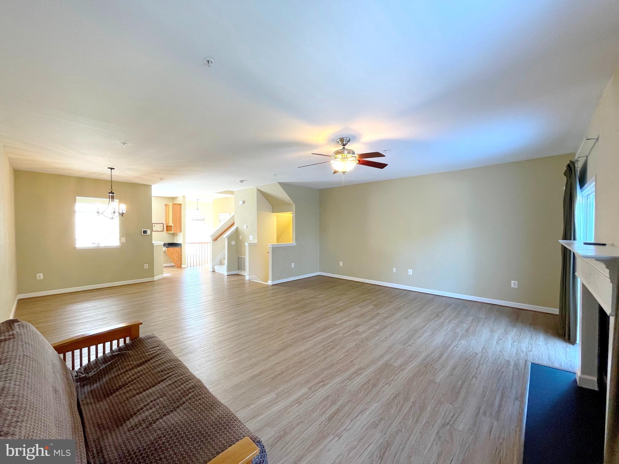 VILLAS ON WATERS EDGE - Residential Lease