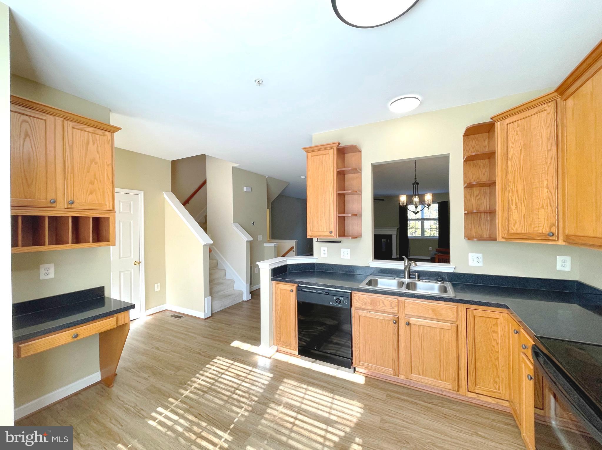 VILLAS ON WATERS EDGE - Residential Lease