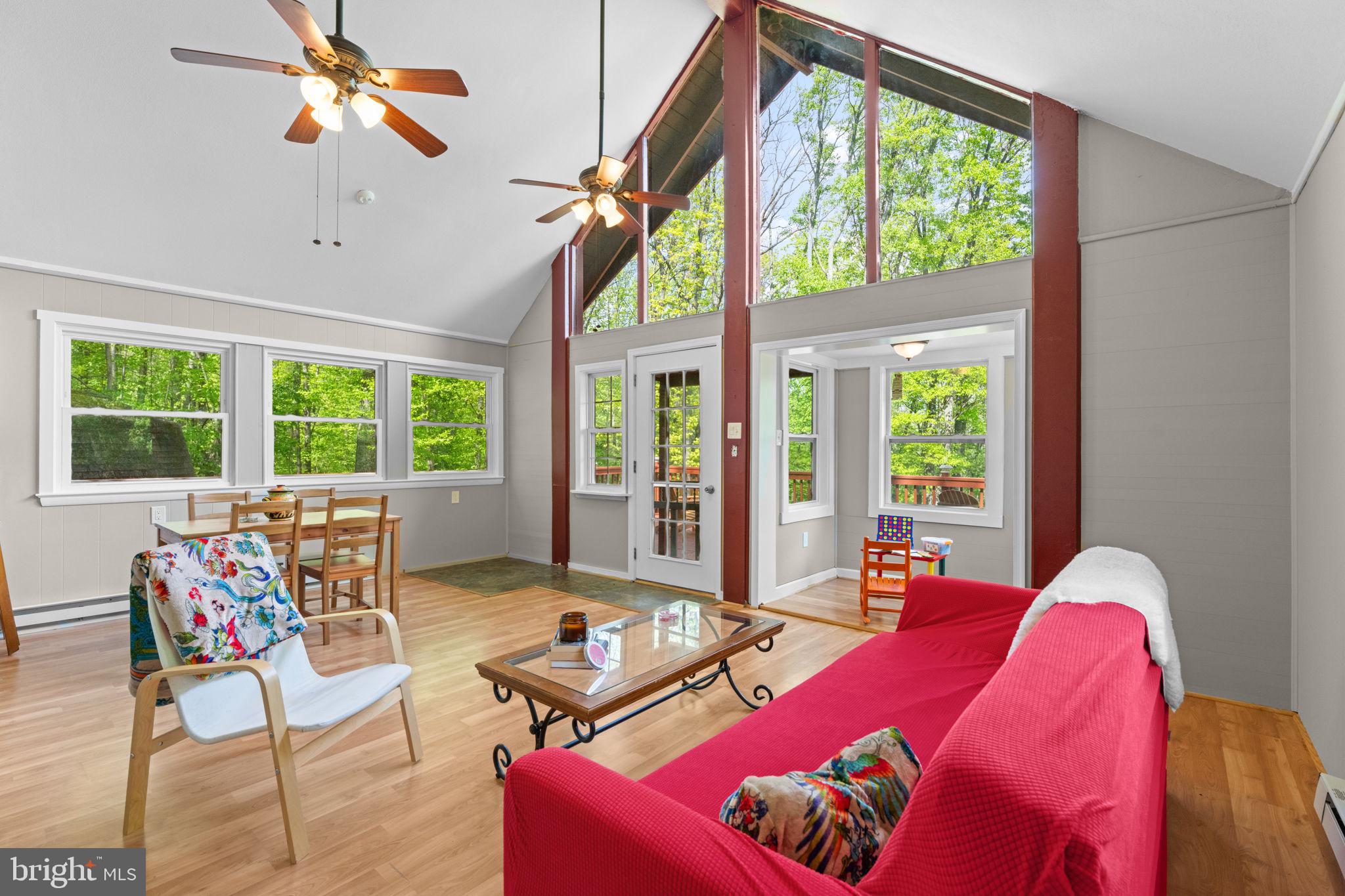 BLUE MOUNTAIN - Residential