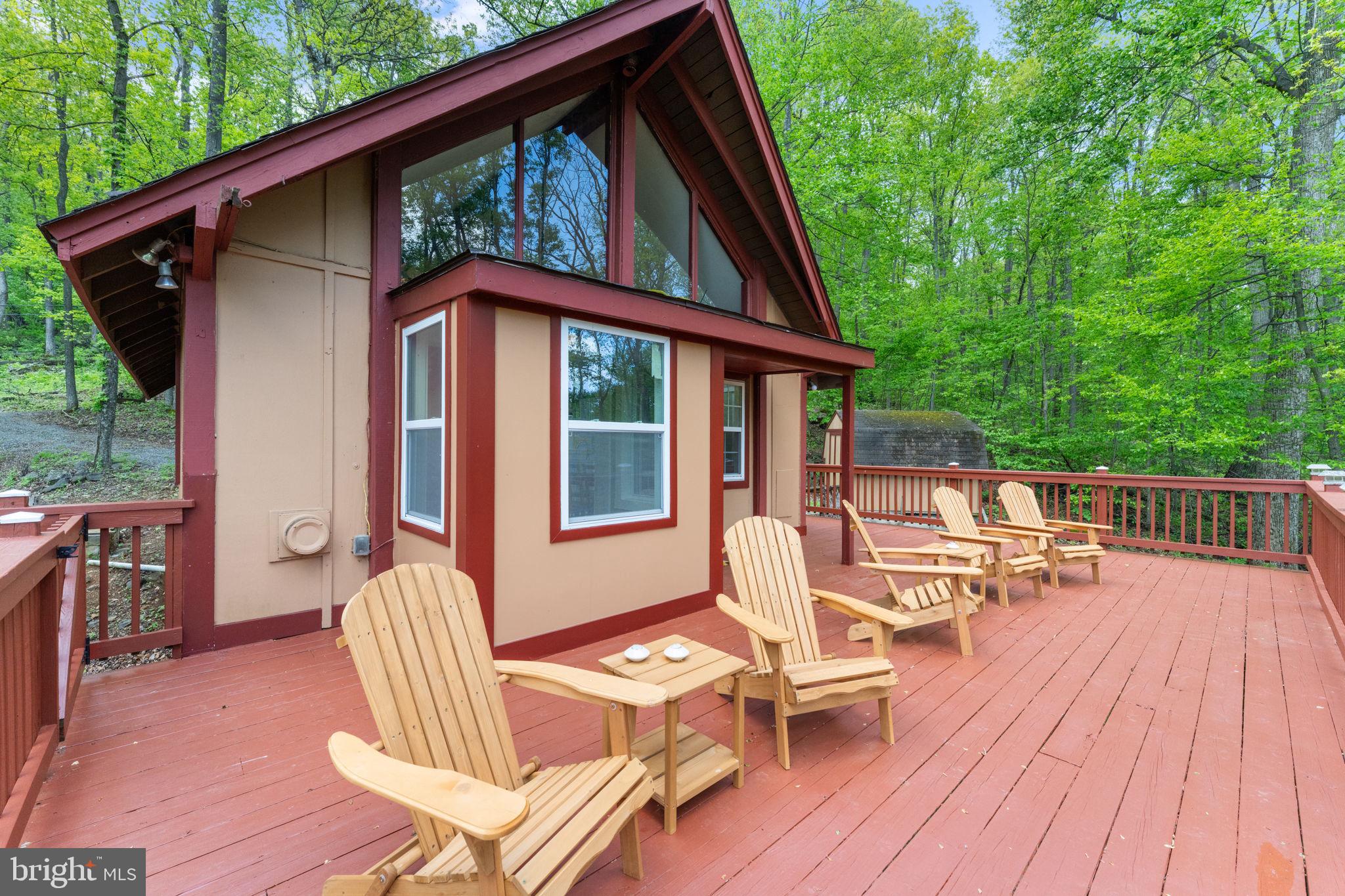 BLUE MOUNTAIN - Residential
