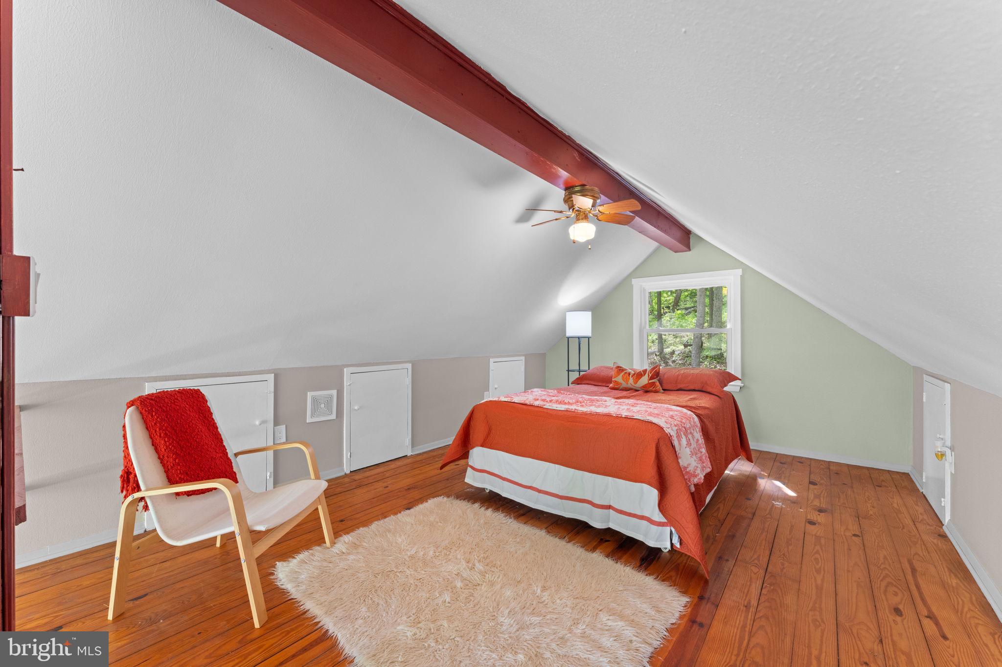 BLUE MOUNTAIN - Residential