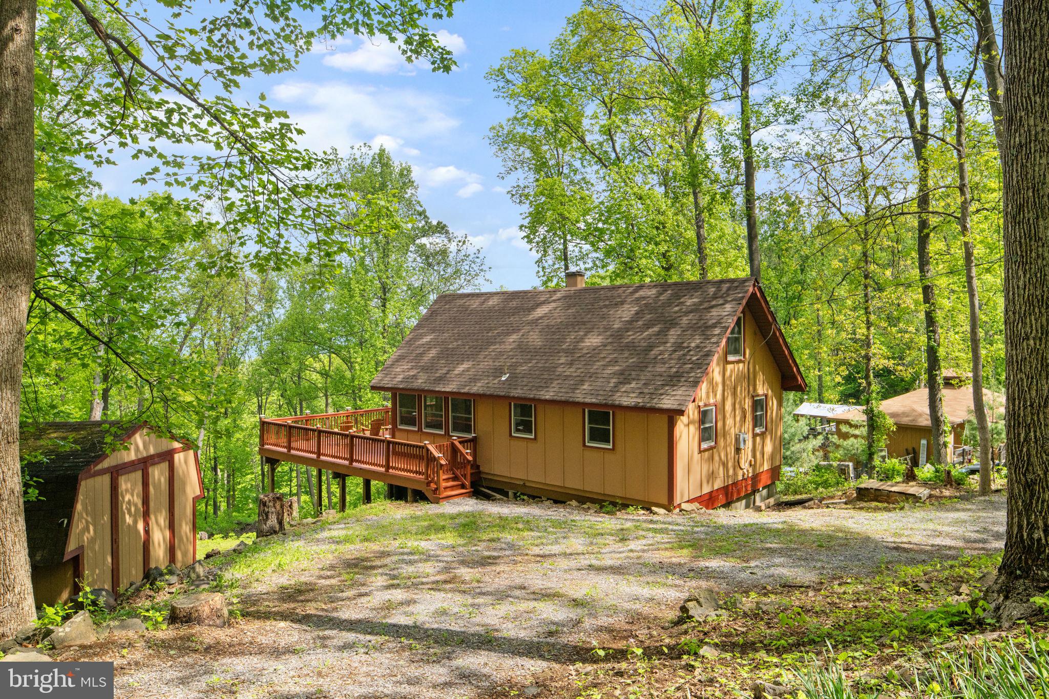 BLUE MOUNTAIN - Residential