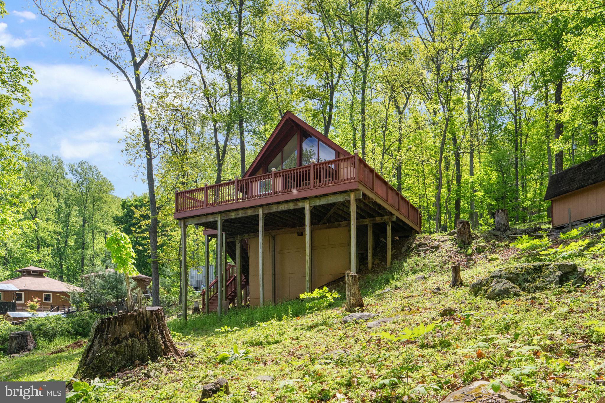 BLUE MOUNTAIN - Residential