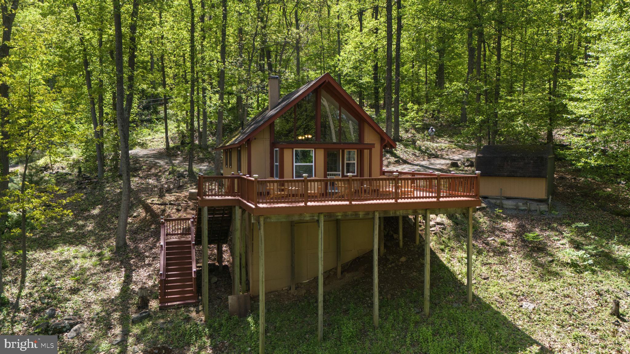 BLUE MOUNTAIN - Residential