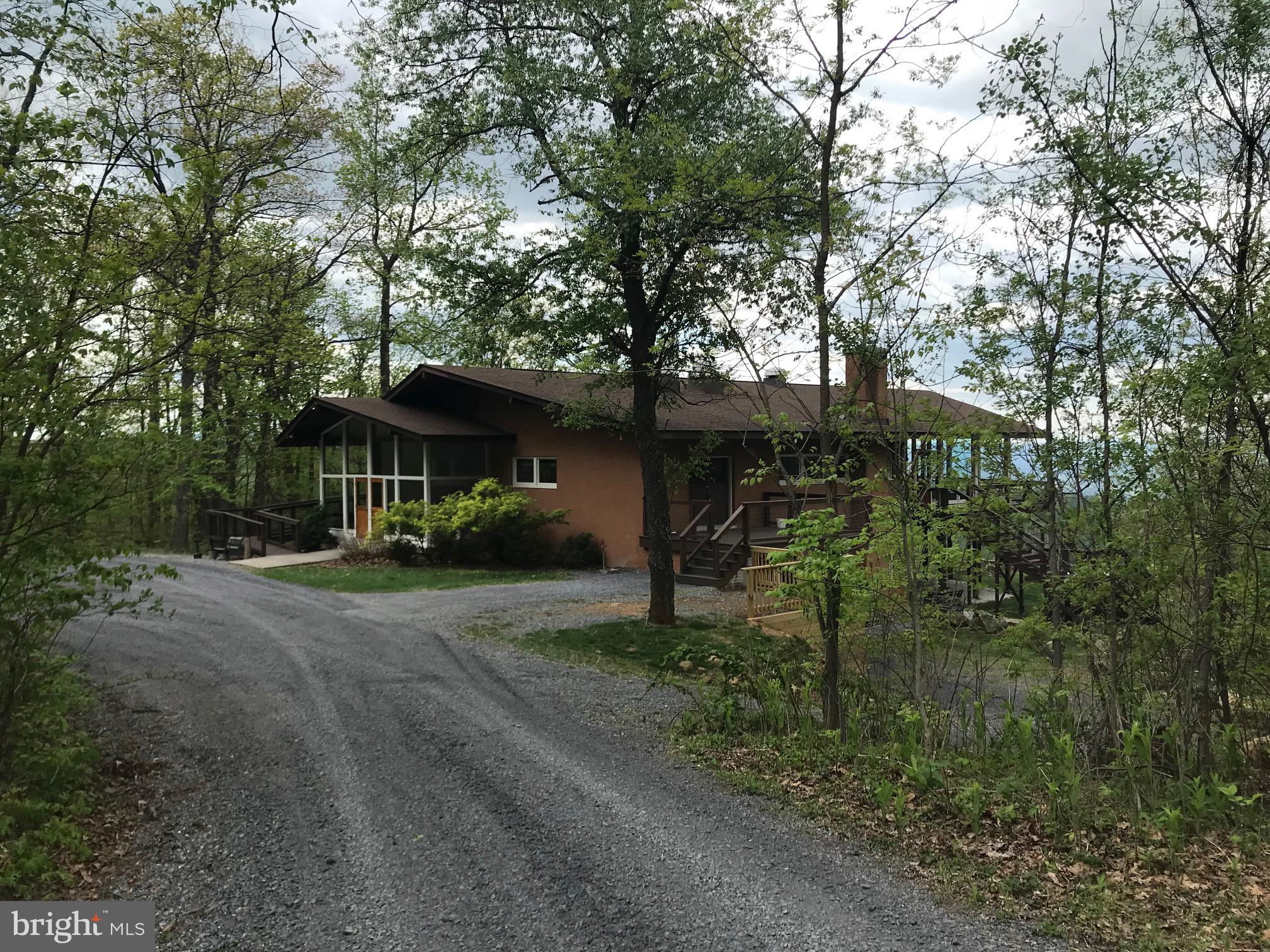 BLUE MOUNTAIN - Residential
