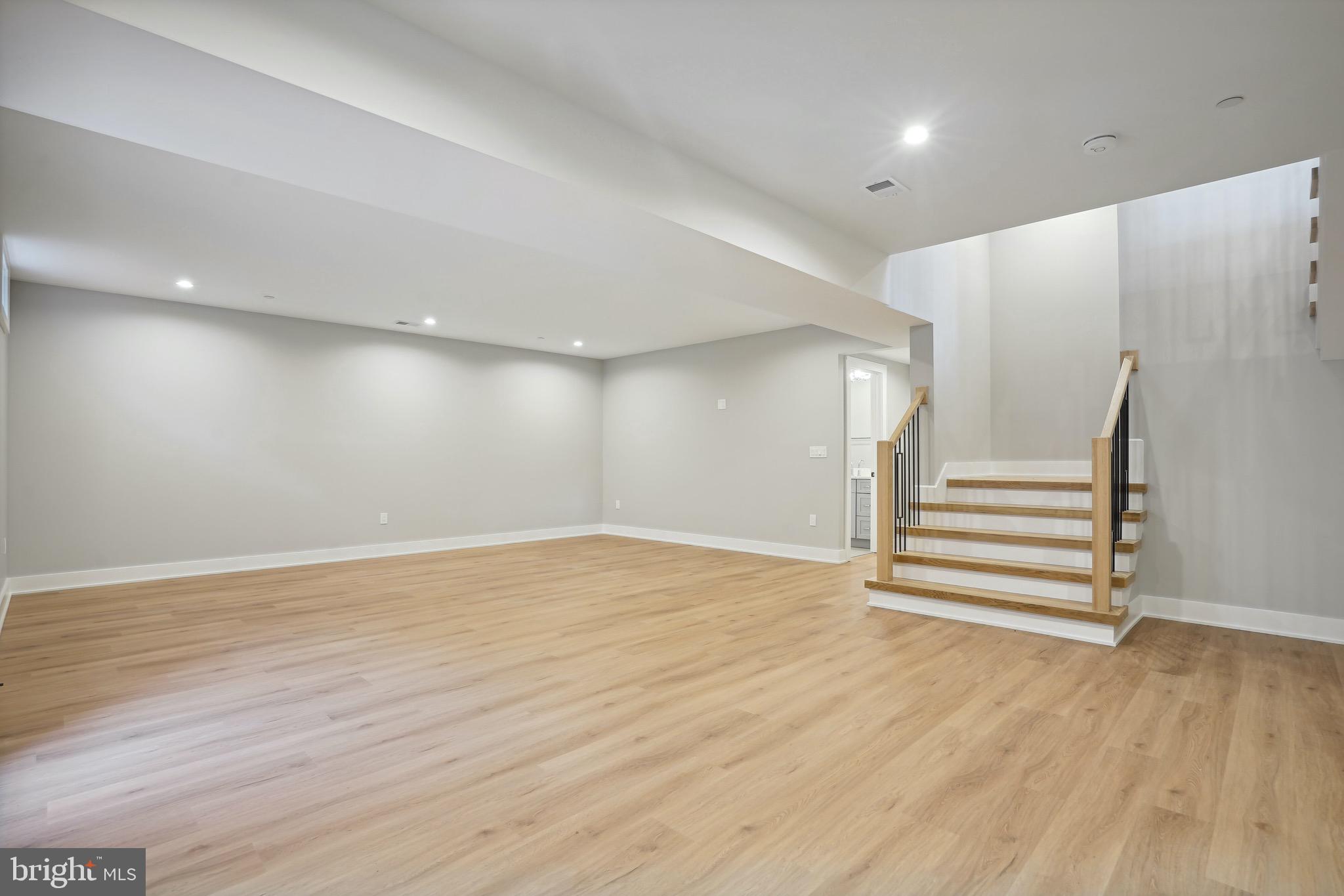 GARRETT PARK ESTATES - Residential