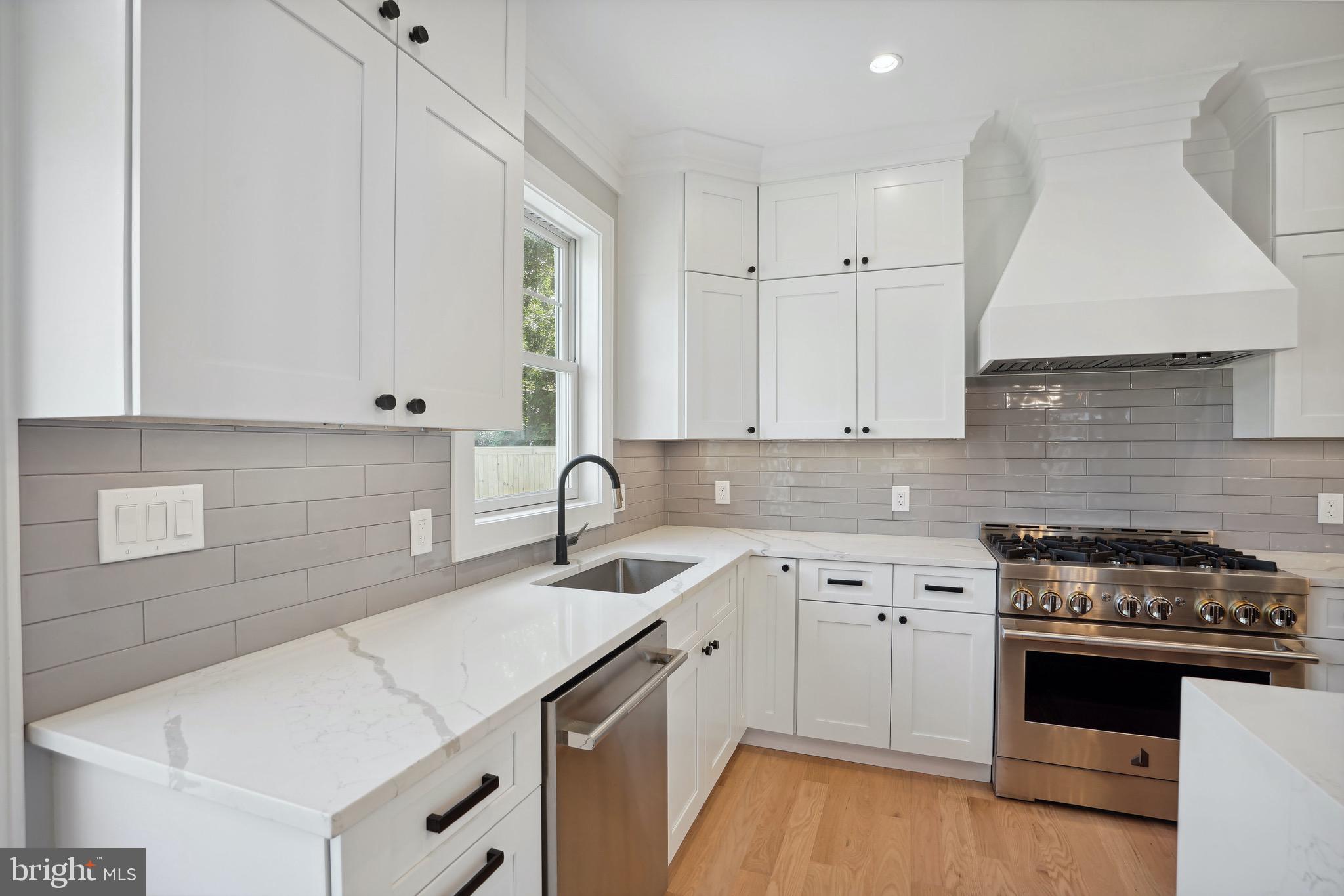 GARRETT PARK ESTATES - Residential